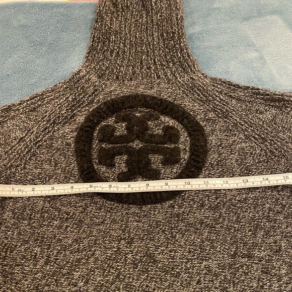 Gorgeous Tory Burch sweater! - Picture 4 of 5